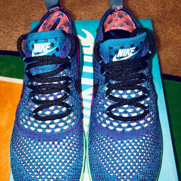 nike air max thea 5.5